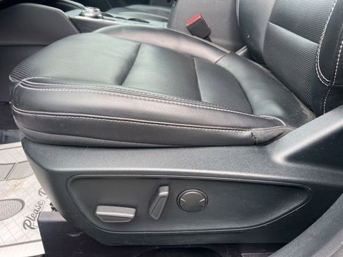 Used 2020 Ford Escape SEL AWD/4WD image 22