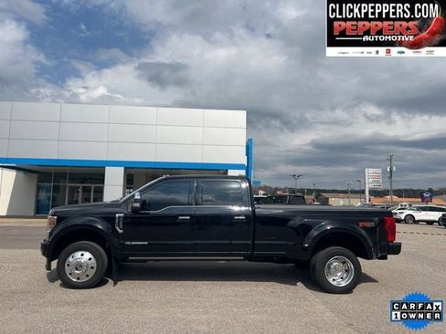 Used 2022 Ford F450 Platinum w/ FX4 Off-Road Package image 4