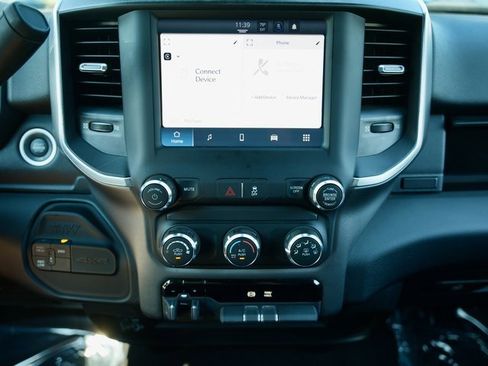 Used 2024 RAM 3500 Big Horn image 20