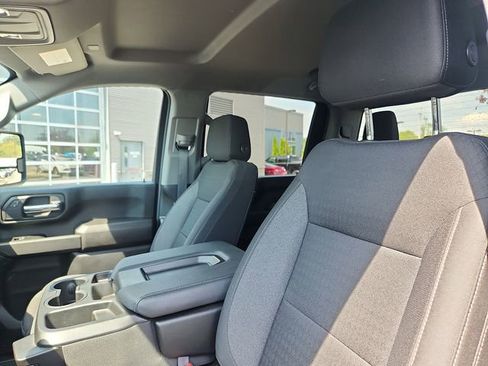 Used 2025 Chevrolet Silverado 2500 Custom w/ Custom Convenience Package AWD/4WD image 21