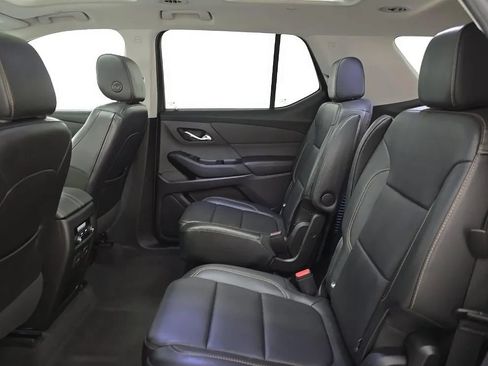 Used 2019 Chevrolet Traverse RS AWD/4WD image 6