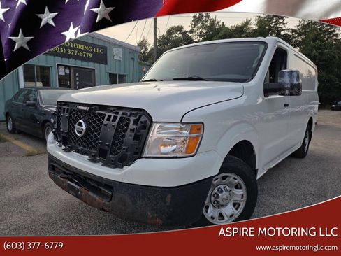 Used 2017 Nissan NV 2500 SV w/ Technology Package RWD image 1
