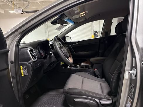 Used 2021 Kia Sportage LX AWD/4WD image 19