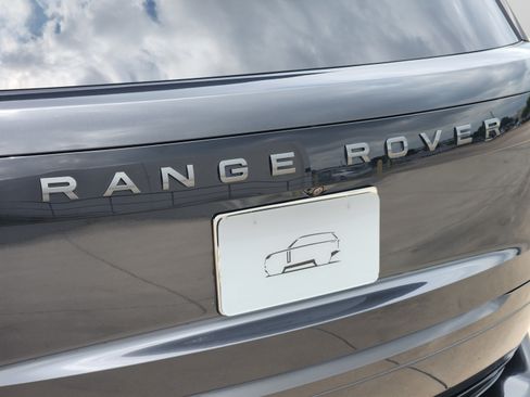Used 2025 Land Rover Range Rover SE AWD/4WD image 35