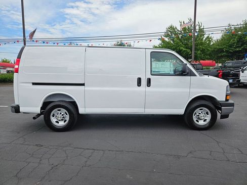 New 2025 Chevrolet Express 2500 w/ Driver Convenience Package RWD image 7