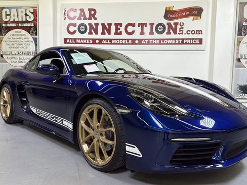 Used 2024 Porsche 718 Cayman image 2