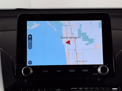 Used 2024 Mitsubishi Eclipse Cross SE image 18