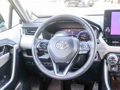 Used 2023 Toyota RAV4 Limited FWD image 18