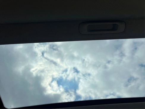 Used 2010 Hyundai Genesis 3.8 image 20