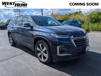 Used 2023 Chevrolet Traverse LT w/ LT Premium Package