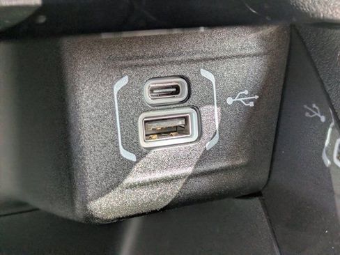 New 2026 Jeep Compass Latitude image 19