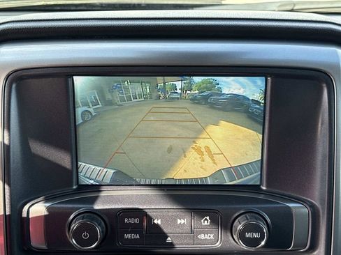 Used 2018 Chevrolet Silverado 1500 LTZ Z71 w/ Centennial Edition image 28