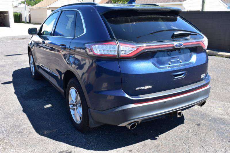 Used 2017 Ford Edge SEL w/ Equipment Group 201A AWD/4WD image 4