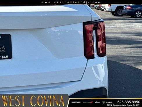 Used 2024 Kia Sorento S FWD image 15