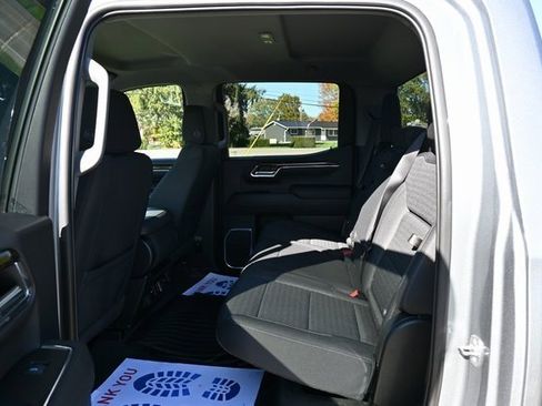 Used 2023 GMC Sierra 1500 Elevation image 24