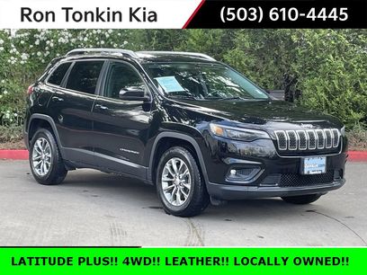 Used 2019 Jeep Cherokee Latitude Plus w/ Comfort/Convenience Group