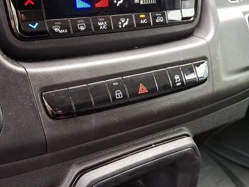 Used 2025 RAM ProMaster 2500 w/ U-Haul Equipment Group FWD image 34
