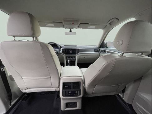 Used 2023 Volkswagen Atlas SE w/ Black Wheel Package image 19