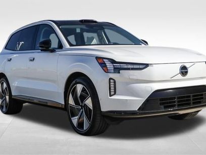 New 2025 Volvo EX90 Ultra