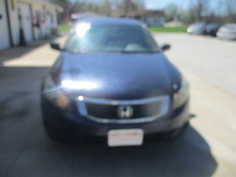 Used 2009 Honda Accord LX-P image 3