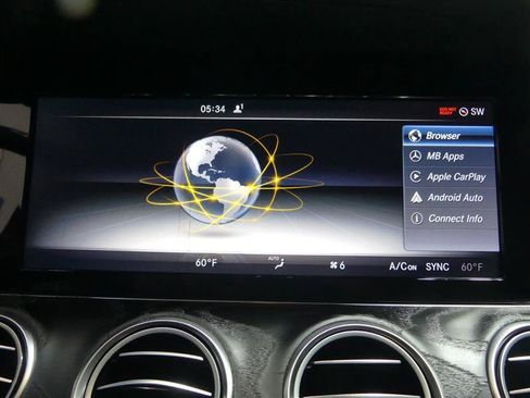 Used 2017 Mercedes-Benz E 300 4MATIC image 44