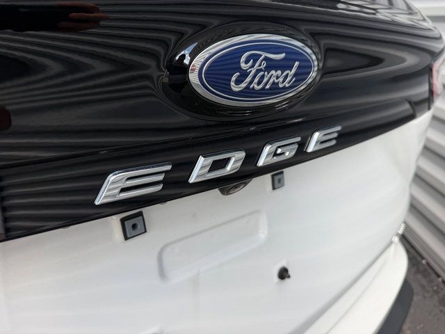 Used 2024 Ford Edge SEL w/ Convenience Package AWD/4WD image 5