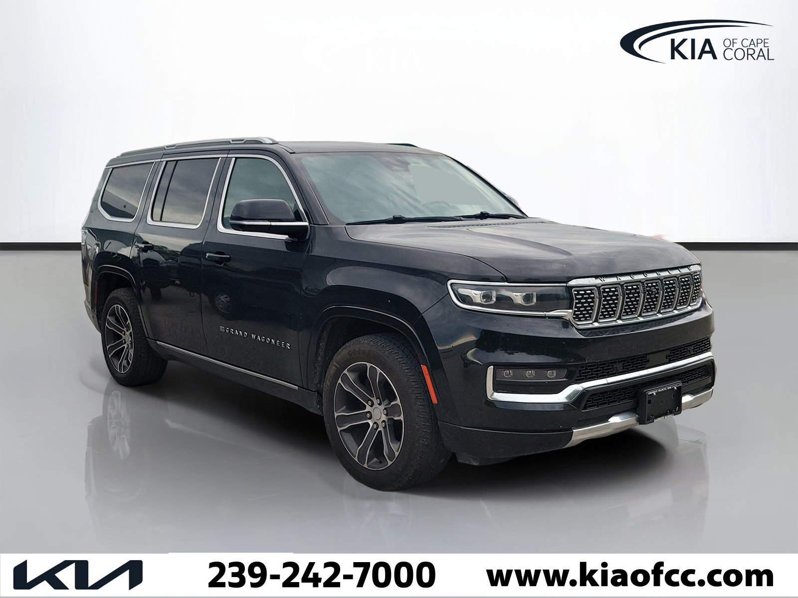 Used 2022 Jeep Grand Wagoneer Series I AWD/4WD image 1