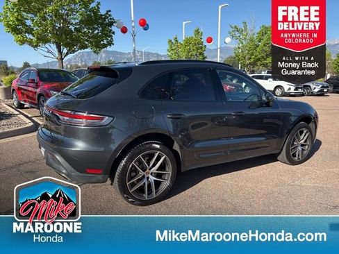 Used 2024 Porsche Macan AWD/4WD image 32
