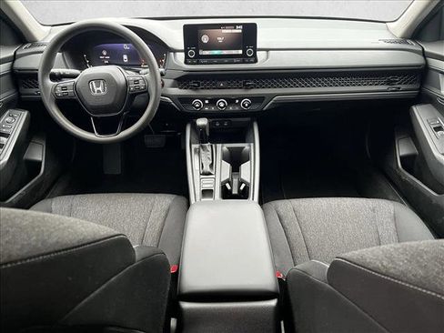 Used 2023 Honda Accord LX image 19