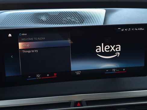 Used 2023 BMW iX M60 image 65