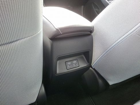 Certified 2024 Toyota Corolla SE w/ SE Package image 12