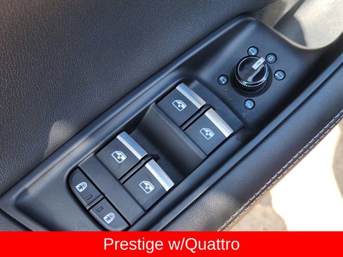 Used 2023 Audi Q8 Prestige w/ Prestige Package AWD/4WD image 30