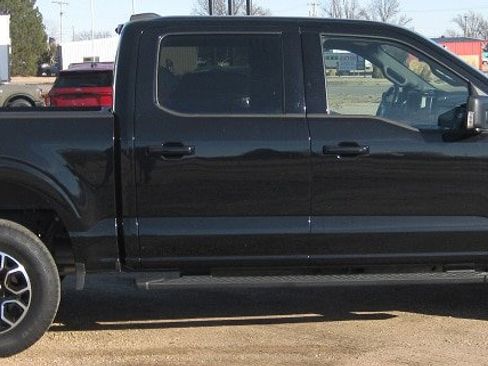 Used 2022 Ford F150 XLT w/ Equipment Group 302A High image 6