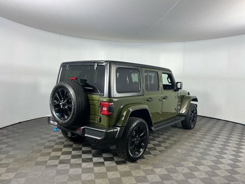 Used 2022 Jeep Wrangler Unlimited Sahara w/ Cold Weather Group image 5