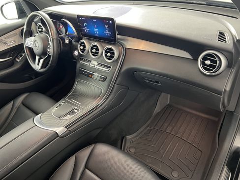 Used 2022 Mercedes-Benz GLC 300 4MATIC image 25