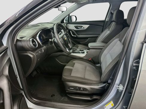Used 2025 Chevrolet Blazer LT AWD/4WD image 13
