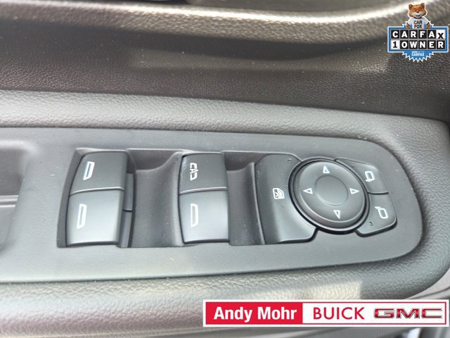 Used 2023 GMC Terrain SLT AWD/4WD image 28