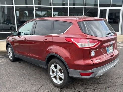 Used 2016 Ford Escape SE AWD/4WD image 9