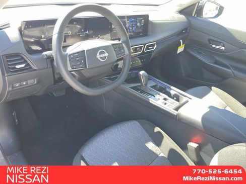New 2026 Nissan Sentra SV w/ SV Convenience Package FWD image 9