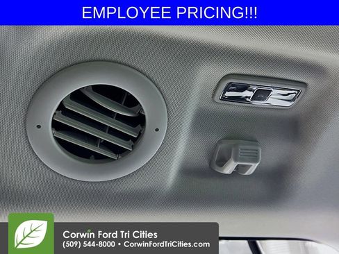 New 2026 Ford Explorer Active AWD/4WD image 30