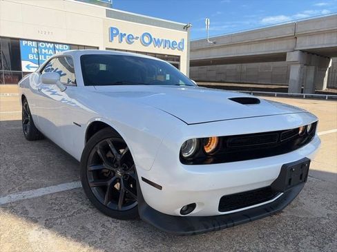 Used 2021 Dodge Challenger R/T w/ Blacktop Package image 1