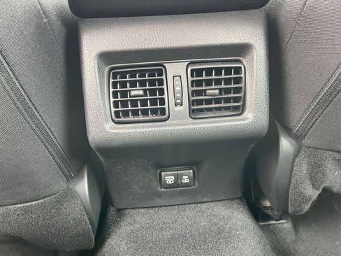 Used 2025 Toyota Camry LE image 25