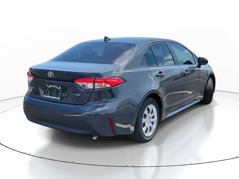 Used 2025 Toyota Corolla LE FWD image 6