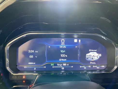 Used 2023 Chevrolet Silverado 1500 LT image 37