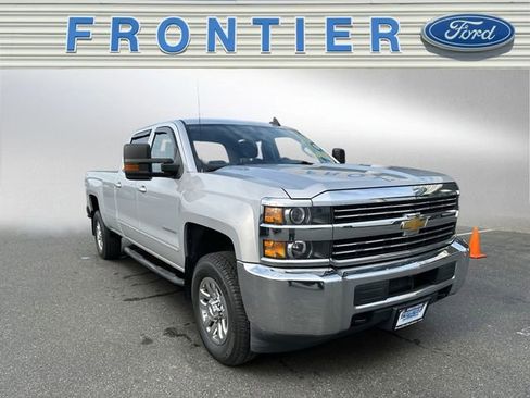 Used 2015 Chevrolet Silverado 3500 LT image 8