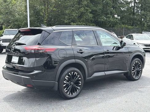 Used 2026 Nissan Rogue Dark Armor FWD image 5