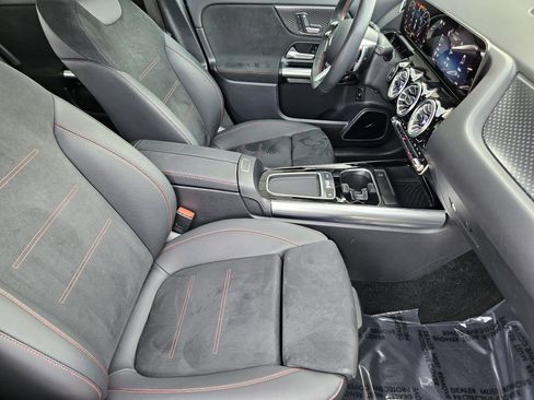 Certified 2025 Mercedes-Benz GLA 250 image 13