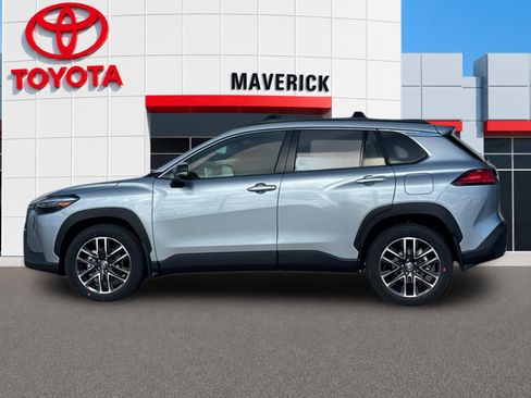 New 2026 Toyota Corolla Cross XLE FWD image 2