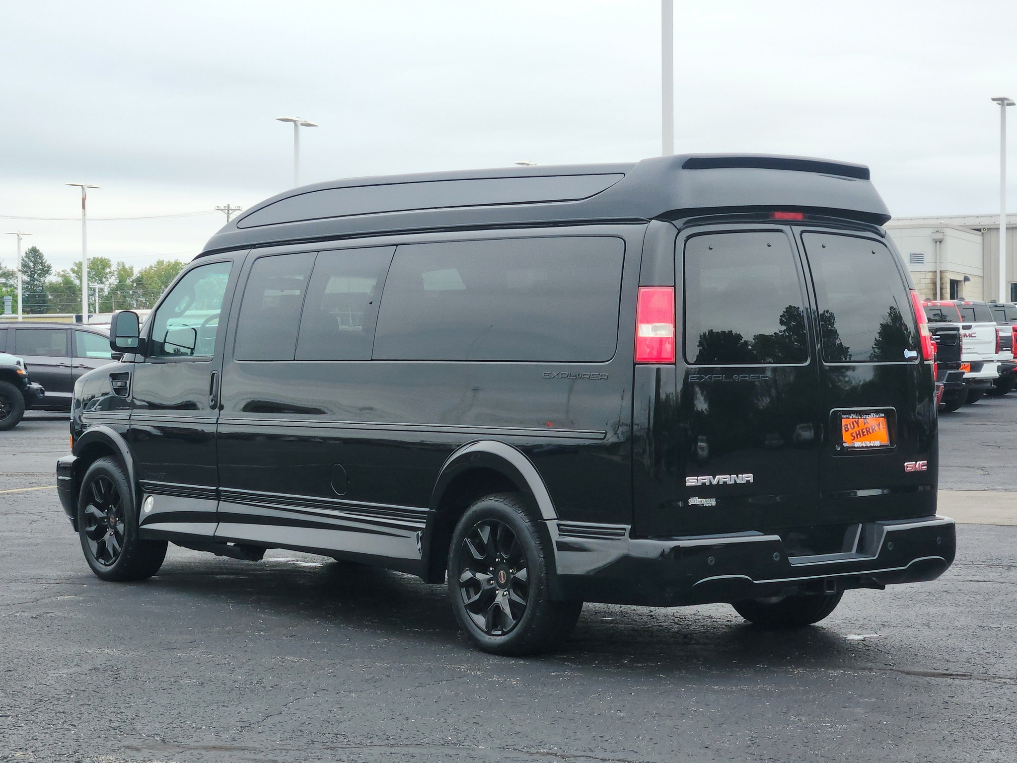 Used 2023 GMC Savana 2500 Extended RWD image 14