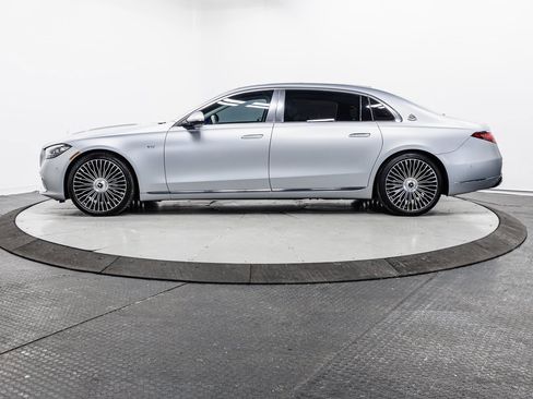Used 2024 Mercedes-Benz Maybach S 680 4MATIC image 4